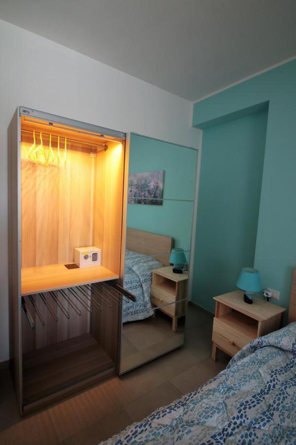 La Rosatea Rooms Монреале Экстерьер фото